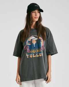 CAMISETA VOLCOM FEMININA LOCK IT UP PRETA
