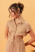 Camisa Cropped Bustiê Nude na internet
