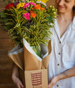 Arranjo especial - Balaio de Flores