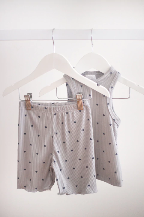 Conjunto Bali Corazones Gris - comprar online