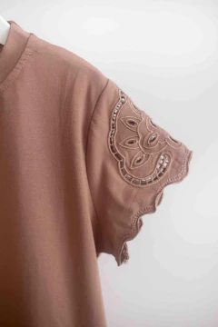 Remera Manga Broderi Moka 4141 - comprar online