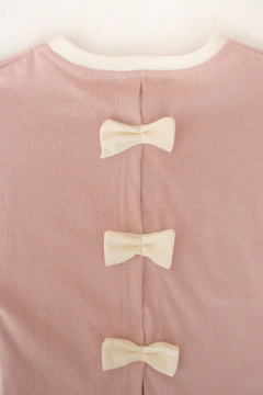 Remera Moños Rosa en internet