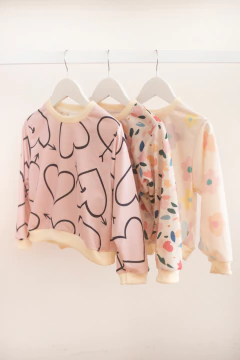 Combo 3 Buzos Rustico (Love, Petalos, Flores Pasteles) - comprar online