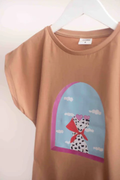 Remera Dalmata Ventana
