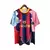 Camisa edição especial do jogador Messi, apresentando as cores e logos de diversos times, incluindo Argentina e Barcelona.