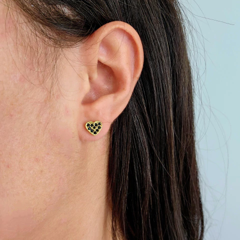 Brinco mini coração cravejado preto - comprar online