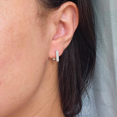 Brinco mini argola quadrada fosca - comprar online