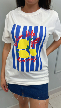 T-Shirt diversas na internet