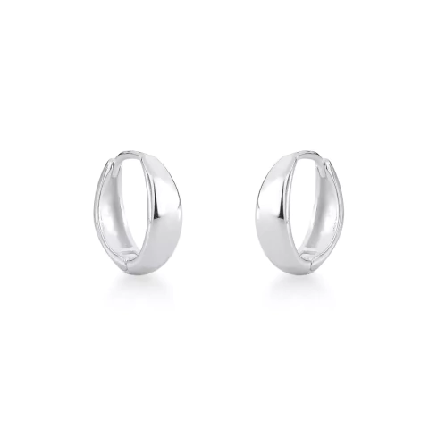 Argola click gota lisa em prata 925 com acabamento polido e design minimalista