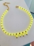 Imagem do Colar miçangas coloridas amarelo e laranja detalhes dourados