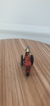 Trator vermelho Anjoly