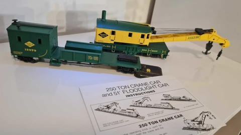 250-TON crane cars and boom tender (Reading)