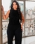 CONJUNTO EM MALHA JACQUARS COM CALÃA E BLUSA COM RENDA CROCHET na internet