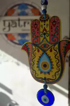 ColgantE MANO HAMSA COLORS - comprar online