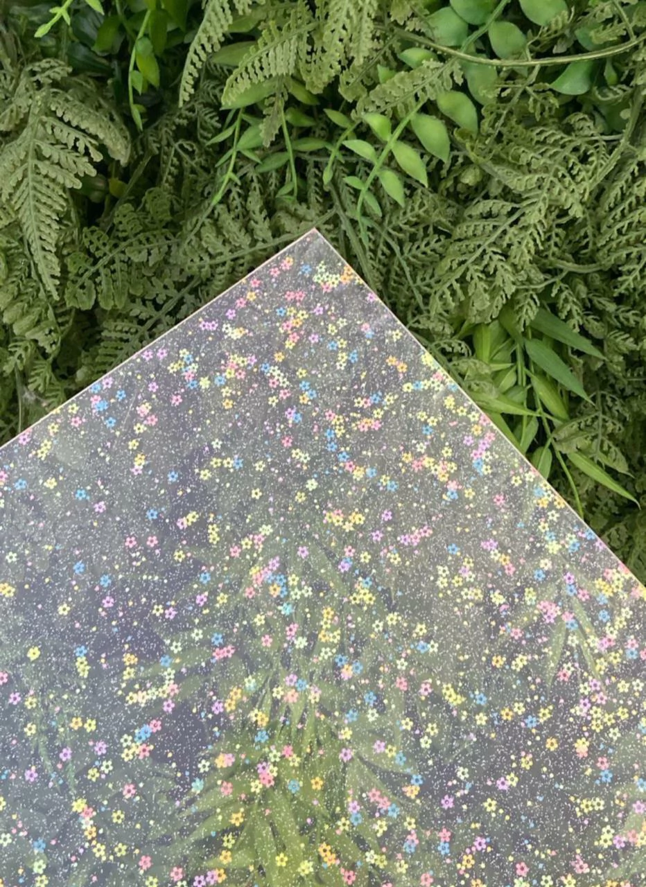 Chapa de acrílico 35x38,3cm 2mm - Flores Neon com Partículas de brilho