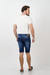 BERMUDA JEANS MASCULINA COM RASGO na internet