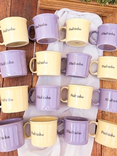 Caneca de Porcelana com Borda Dourada - comprar online
