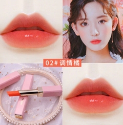 CHERRY LIP BALM COLOR CHANGING - HOJO en internet
