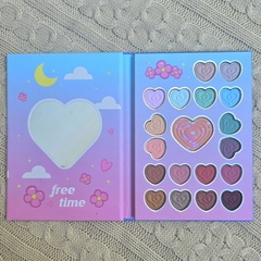 PALETA DE SOMBRAS STITCH 19 TONOS - comprar online