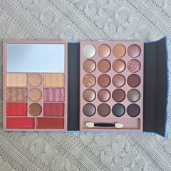 PALETA/KIT DE MAQUILLAJE STITCH - IMAN OF NOBLE - comprar online