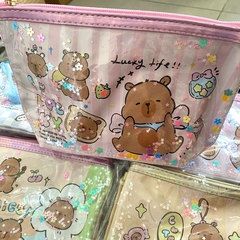 NECESER PORTA COSMÉTICOS CAPYBARA