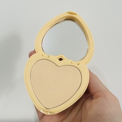 POLVO COMPACTO BANANA - KARITÉ - comprar online