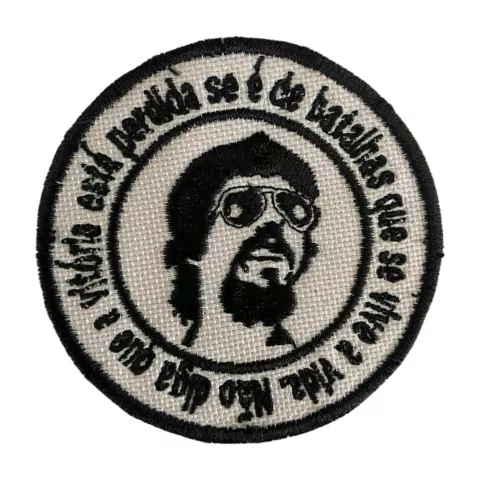 Patch Bordado Raul Seixas Não Diga Que A Vitória Está Perdida 6,5cm x 6,5cm