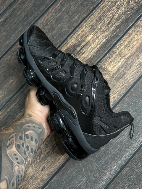 Vapor Max Plus