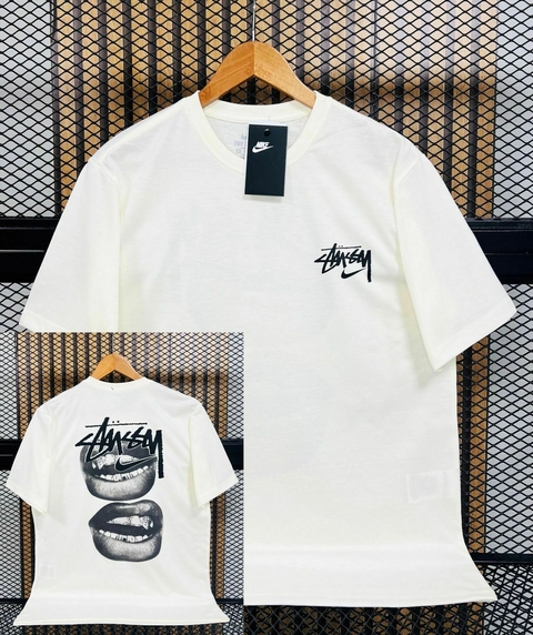 Camisa Nike X Stussy - ❌ QUEIMA DE ESTOQUE ❌ - comprar online