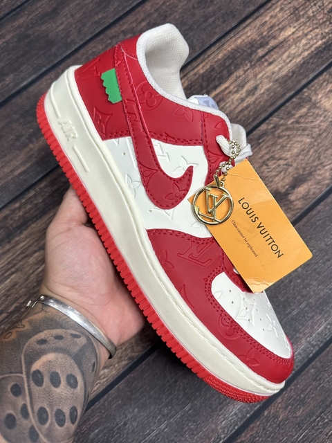 Tênis Nike x Louis Vuitton