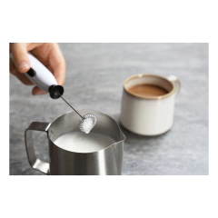 Batidor Electrico De Cafe Leche Espuma Tragos Cremas A Pilas