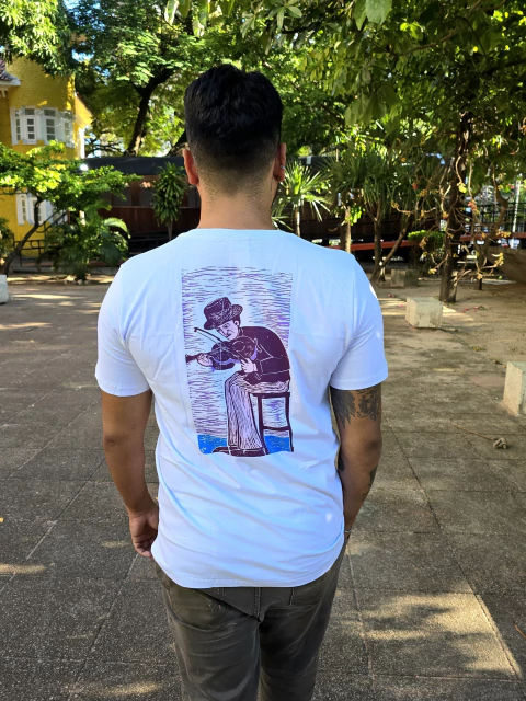 Camiseta O Rabequeiro - comprar online