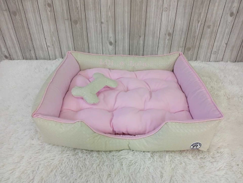 Cama Courino personalizado bege e rosa