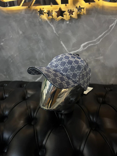 Bone Gucci Importado - comprar online