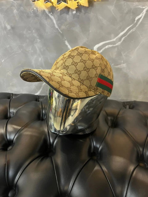 Bone Gucci Importado - comprar online