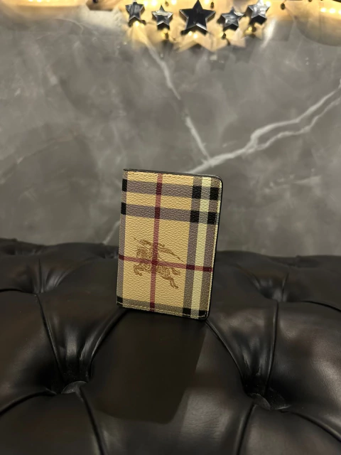 Carteira Burberry Porta Cartão - comprar online