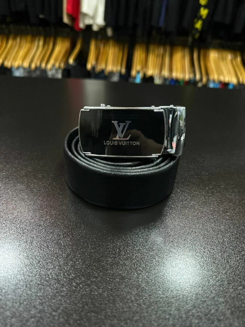 Cinto LV Catraca - comprar online