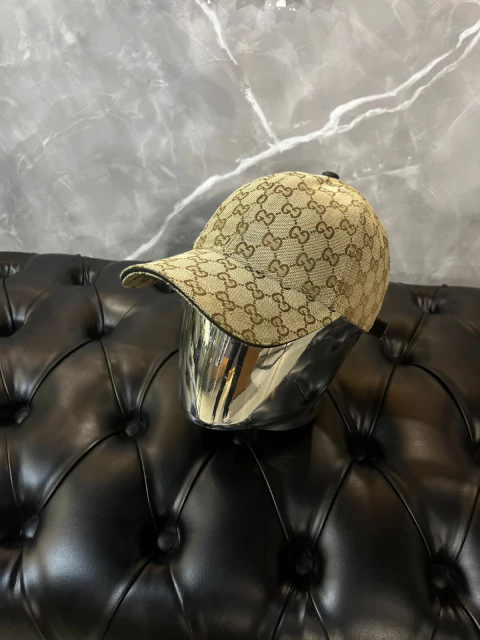 Bone Gucci Importado - comprar online