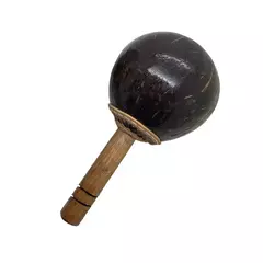MARACA DE COCO - INSTRUMENTO MUSICAL PERCUSSAO (AA) - 518872 na internet