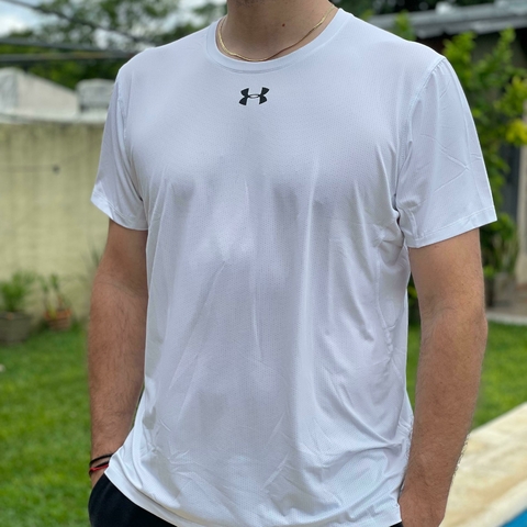 REMERA DEPORTIVA UA BLANCO