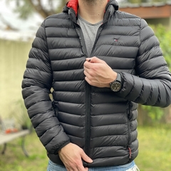 CAMPERA PUFFER TH NEGRO - comprar online