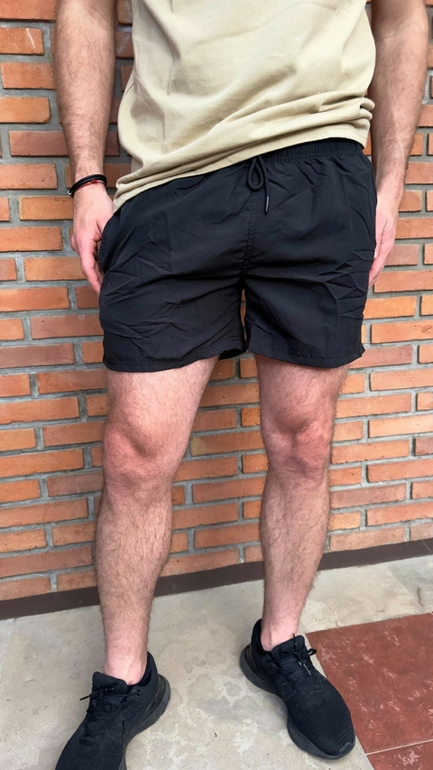SHORT MAGICO COLOR NEGRO