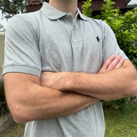 CHOMBA POLO GRIS