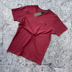 REMERA POLO CLASICA BORDO en internet