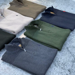 SWEATER POLO TRAMA MEDIO CIERRE 4731 VERDE - MAVA