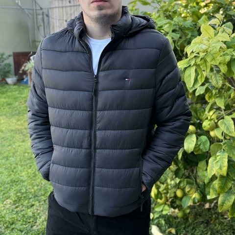 CAMPERA TH NEGRO - comprar online