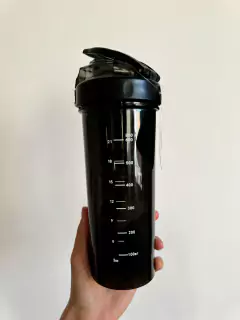 COPO COM TAMPA (800ML) na internet