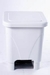 LIXEIRA DE PEDAL 15L COM ARCO FIXADOR BRANCA MOD. ETA15UPB - Caixas Plasticas ETA