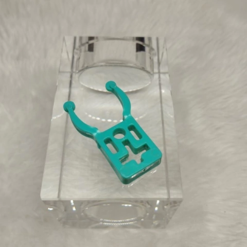 Gancho Verde Agua Feminino para Suporte Boneca Monster High