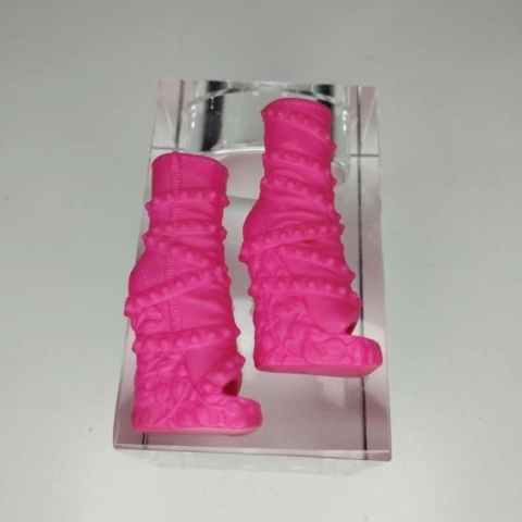 Par de Sapato Boneca Vênus Mcflytrap Ghoul Spirit Monster High